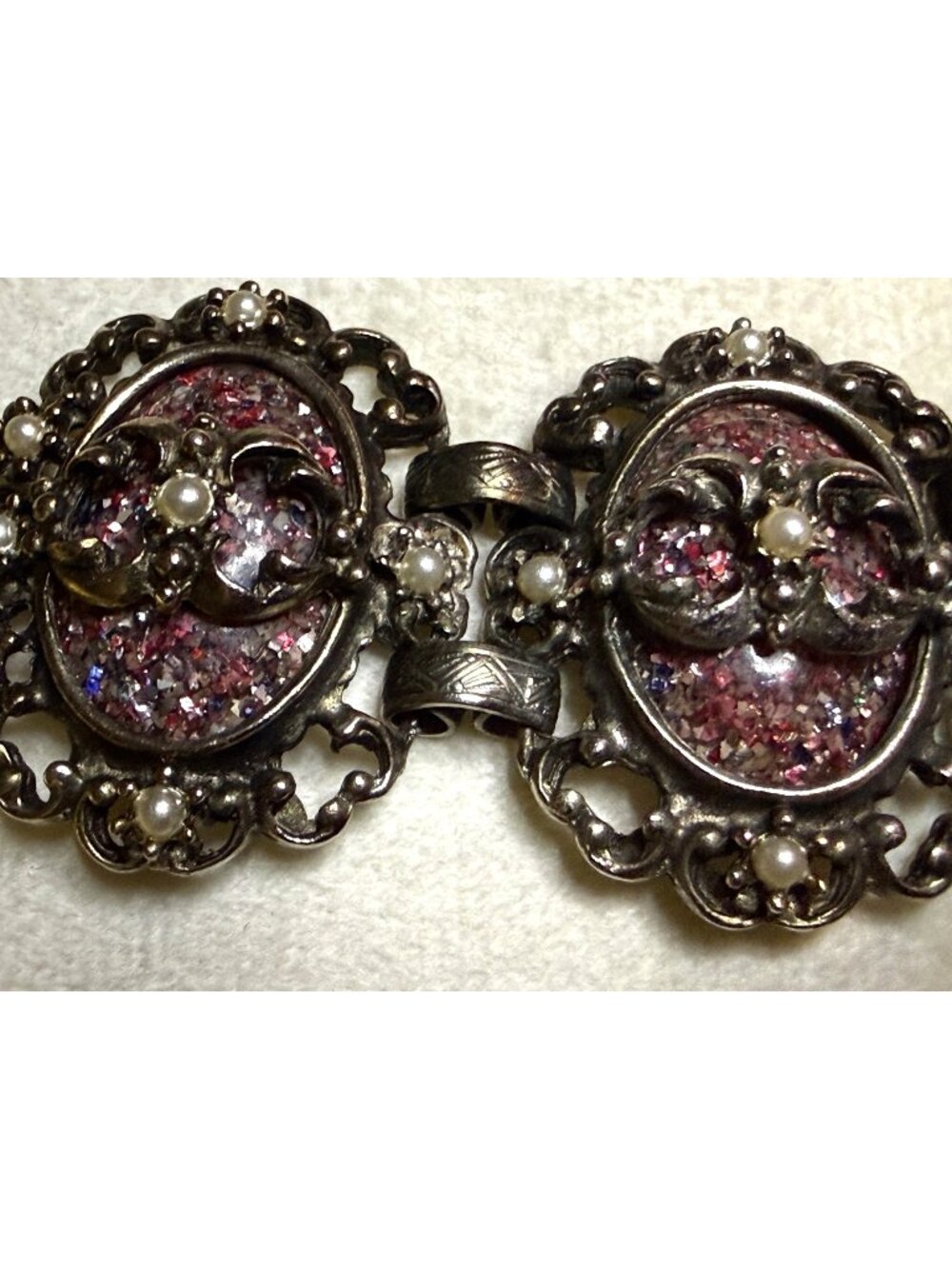 Vintage 7" Selro Silver-Tone Confetti Lucite Cabochon Bracelet Faux Pearls